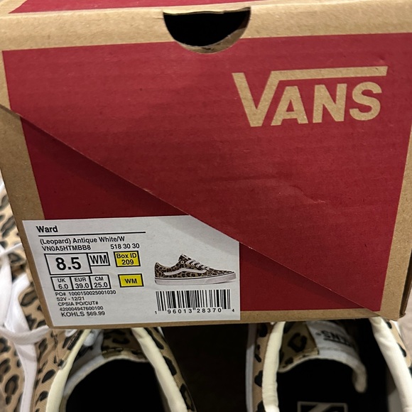 Vans Women's Leopard Print Sneakers - Picture 4 of 4